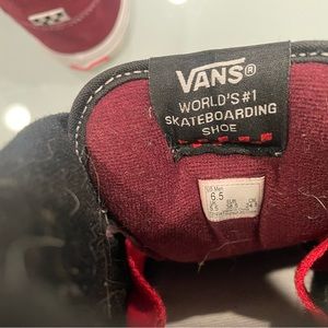 Vans Halfcab Skater shoes. Burgundy. Size mens 6.5 so about a womens 8.